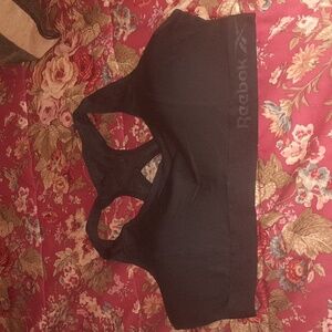 🌺NEW REEBOK SPORTS Bra